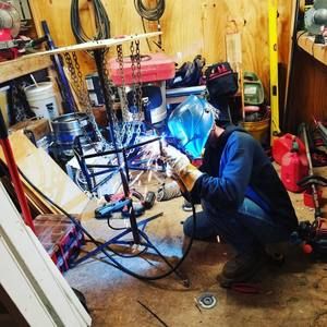 Meet your Posher, Derek